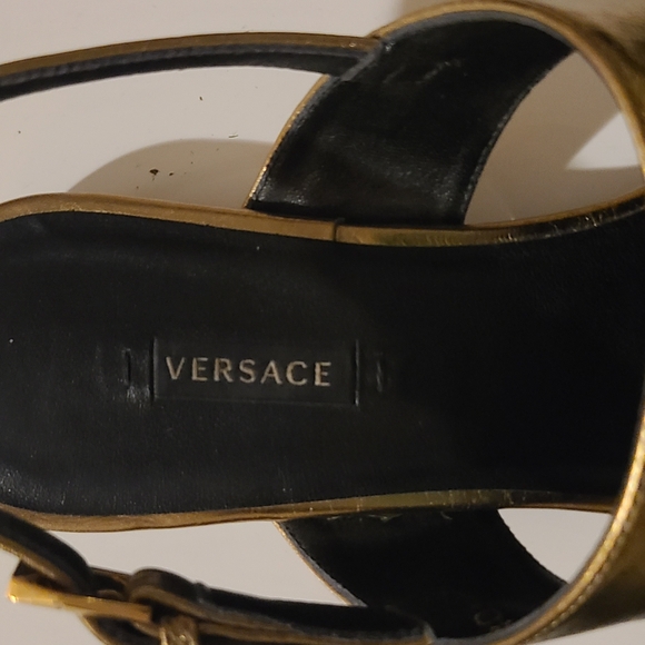 Versace shoes - Picture 3 of 5